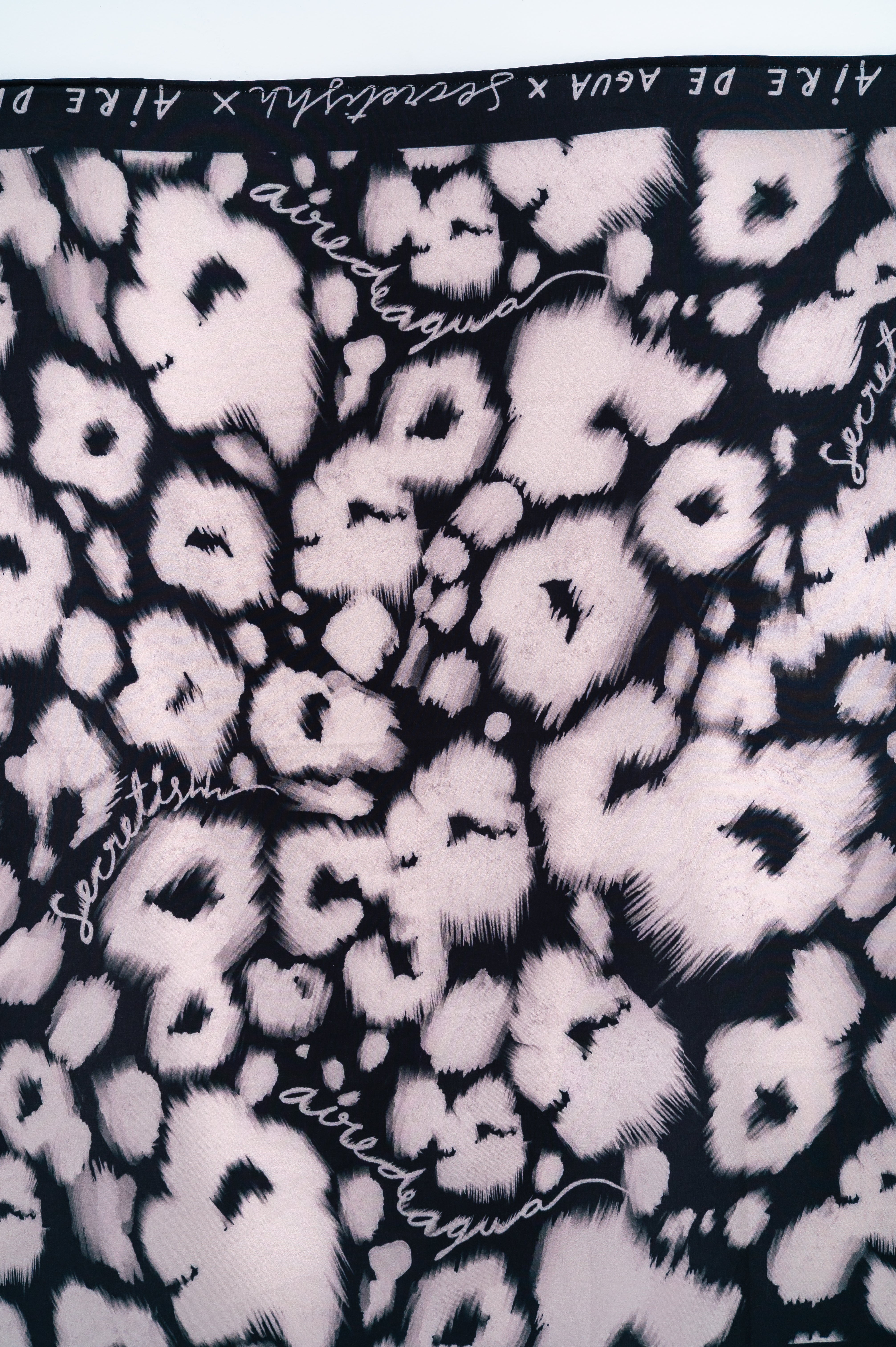 Pañoleta Animal Flower