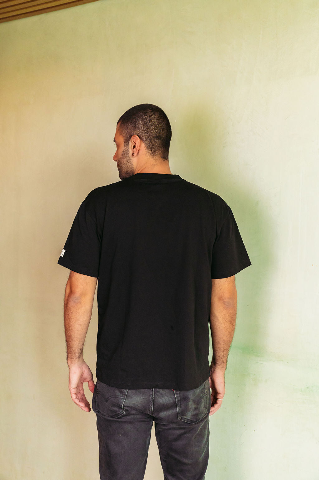 Camiseta Hombre Respiro Negra